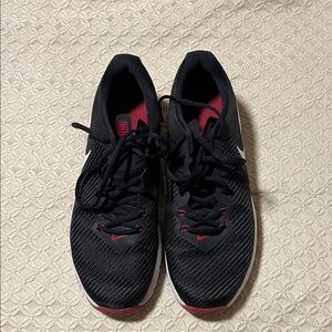 Nike Men's Black and Red Running Shoes